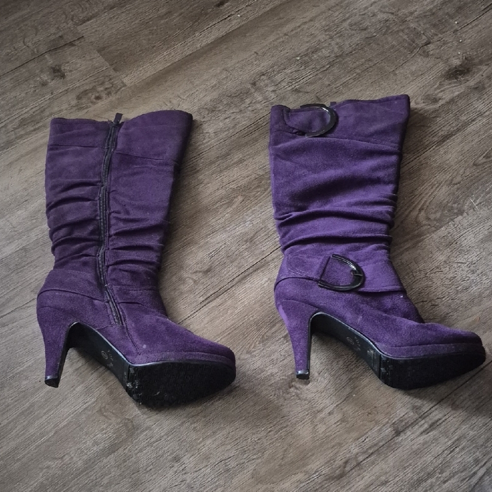 Elegant Purple Heeled Boots 6 Size  Original Price 150.00